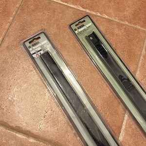 New 18” magnetic strip holder (Lot of 2)